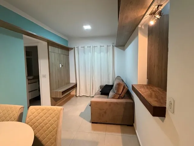 Imagem: O apartamento possui 2 Dormitórios, 1 Banheiro, 1 Vaga na