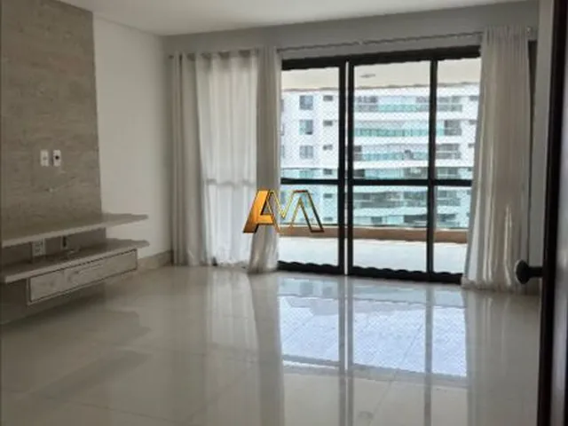 Imagem: O apartamento possui 4 Dormitórios, 1 Suíte, 3 Banheiros,