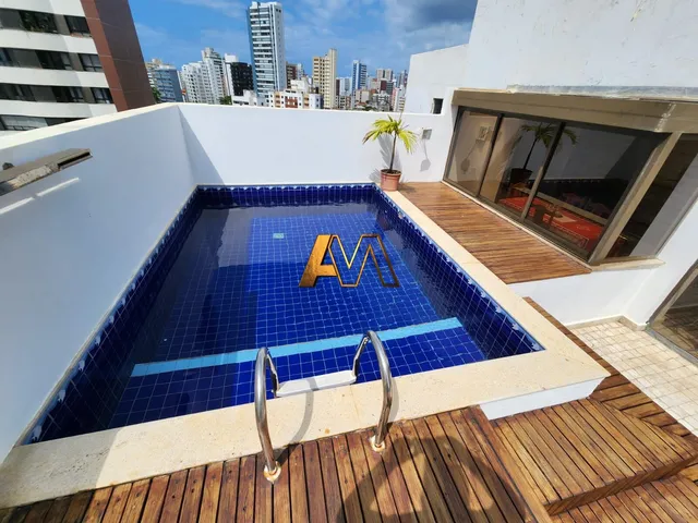 Imagem: A casa possui 4 Dormitórios, 2 Suítes, 2 Banheiros, 2