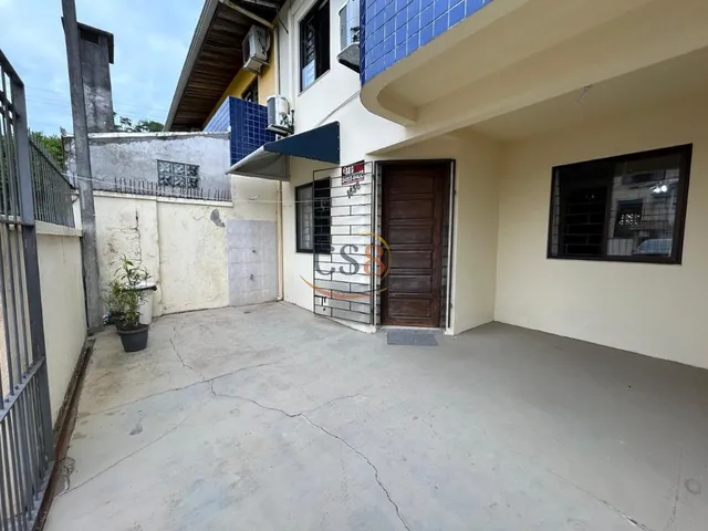 Imagem 8: Imperdível: Casa à venda em Matinhos-PR, bairro Caioba, 3 quartos, 1 suíte, 2 salas, 3