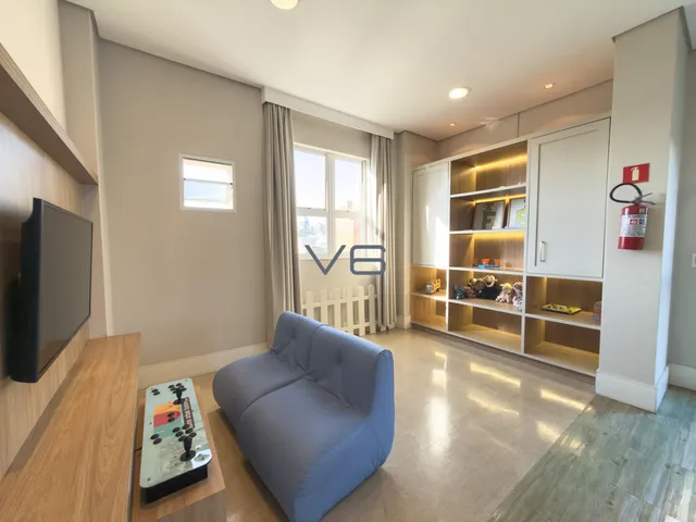 Imagem 3: Apartamento Padrão com 2 quartos, 1 vaga de garagem, 73m² privativos, no Centro