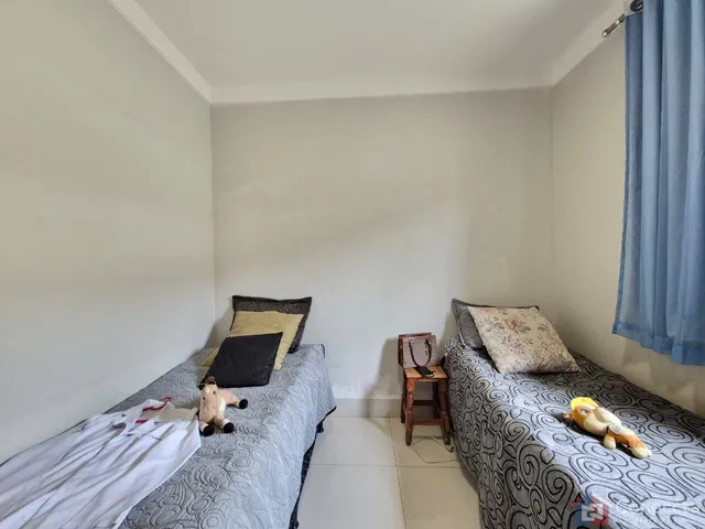 Imagem 8: Casa com 3 Quartos e Móveis Planejados no Jardim Panorâmico - Patos de Minas