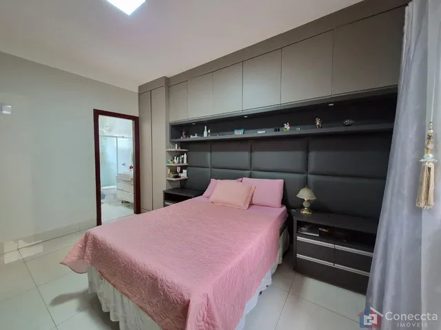Imagem 4: Casa com 3 Quartos e Móveis Planejados no Jardim Panorâmico - Patos de Minas