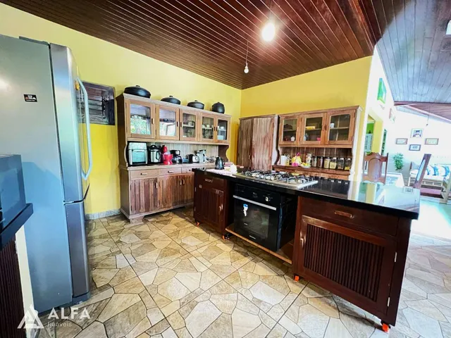 Imagem 10: Casa com Piscina e 3 Suítes no Centro de Trancoso