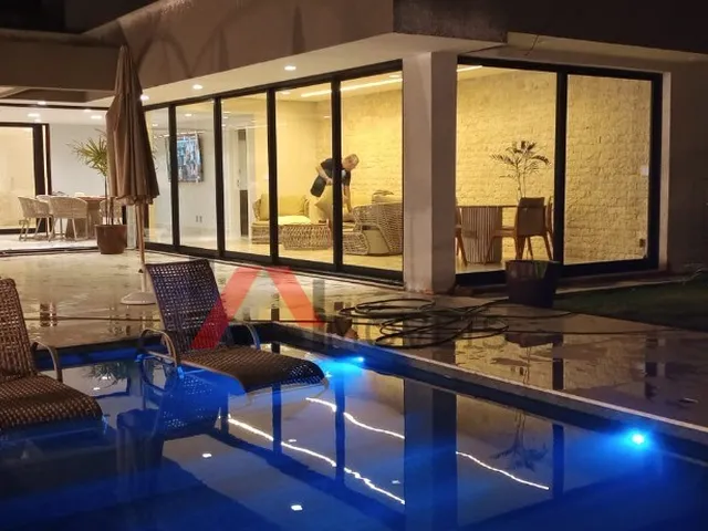 Imagem: Imperdível Casa em Condomínio à Venda