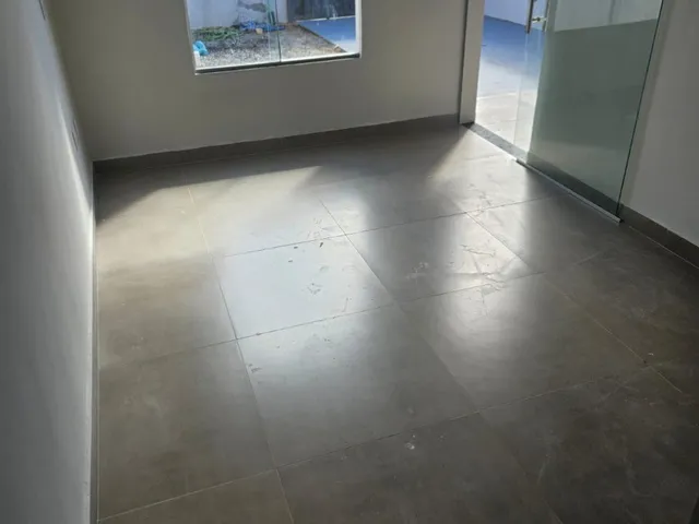 Imagem 2: Imperdível oportunidade! Casa à venda em Luziânia-GO, bairro Cidade Jardim Marília, 2