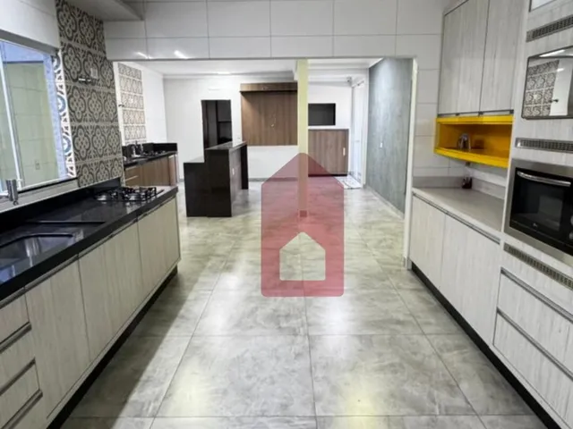 Imagem 5: Casa ampla, espaçosa e c/ móveis planejados