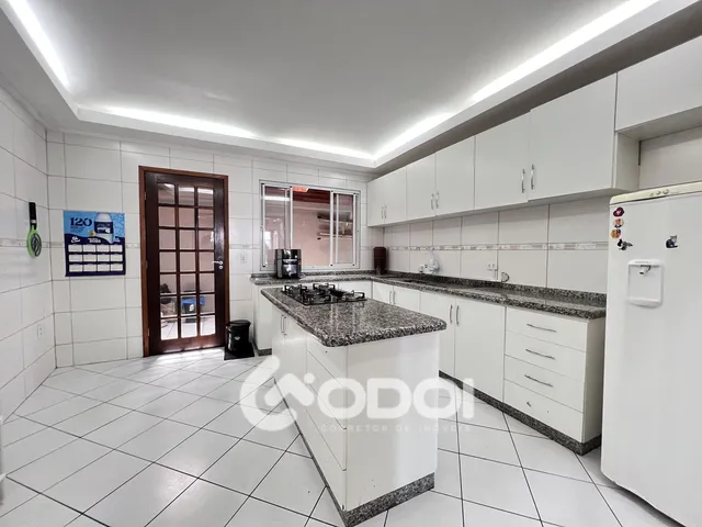 Imagem: Casa em Santo Antônio, São José dos Pinhais/Pr