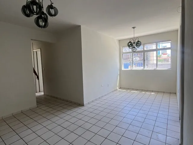 Imagem: Amplo Apartamento de 3 Qts a poucos metros