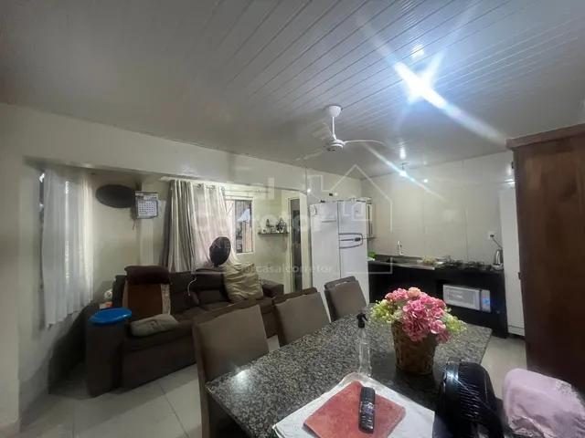 Imagem: Casa à venda no bairro Santa Terezinha