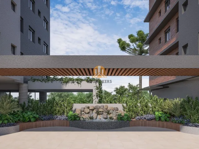 Imagem 2: Apartamento Garden 2 Quartos e Amplo Espaço Externo À Venda no Cabral, Curitiba