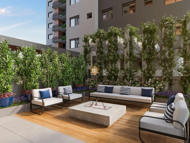 Imagem 8: Apartamento Garden 2 Quartos e Amplo Espaço Externo À Venda no Cabral, Curitiba