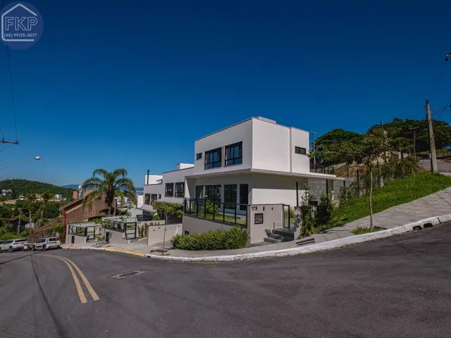Imagem: Casa Nova de Alto Padrão!