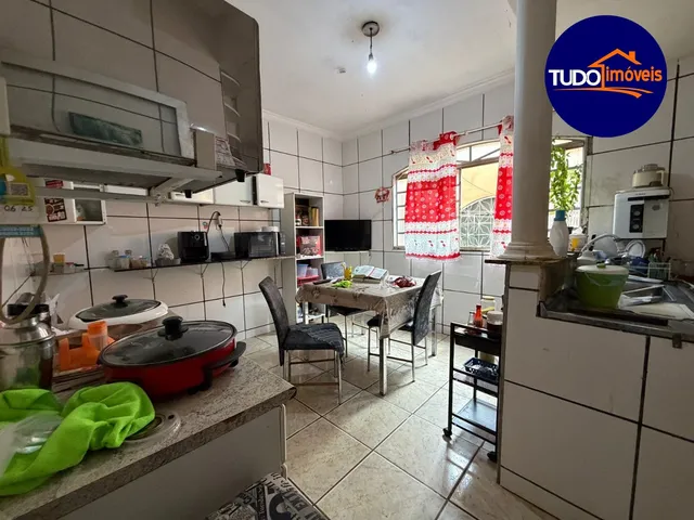 Imagem 3: Casa à venda em Brasília-DF, Setor Oeste (Gama) com 3 quartos, 1 suíte, 2 banheiros, 1