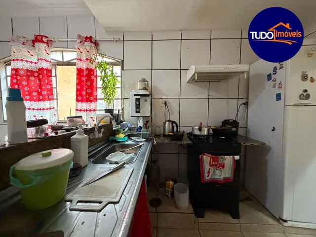 Imagem 5: Casa à venda em Brasília-DF, Setor Oeste (Gama) com 3 quartos, 1 suíte, 2 banheiros, 1