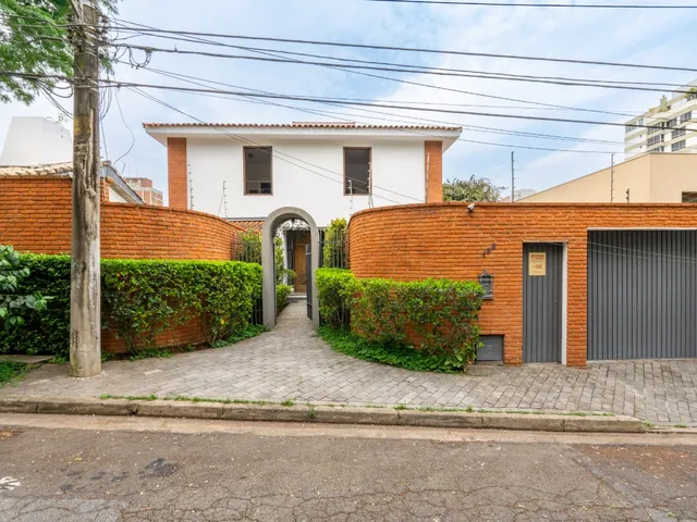 Imagem 4: Casa para venda em Vila Morumbi com 4 quartos, sendo 4 suítes, 410m²
