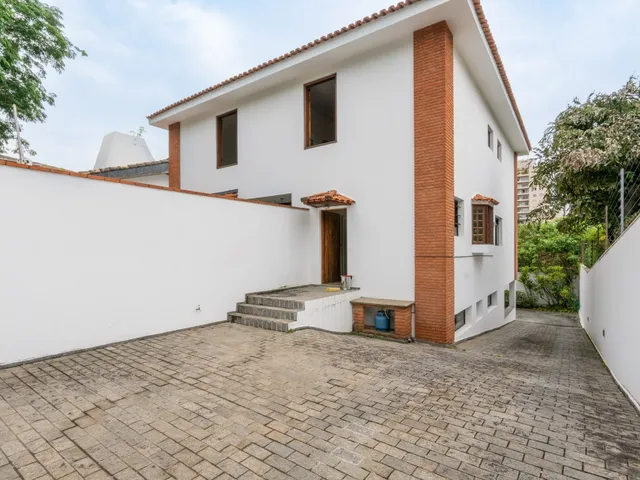 Imagem 9: Casa para venda em Vila Morumbi com 4 quartos, sendo 4 suítes, 410m²
