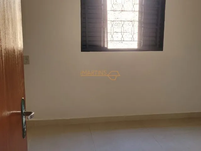 Imagem: Casa á Venda no bairro Goiás