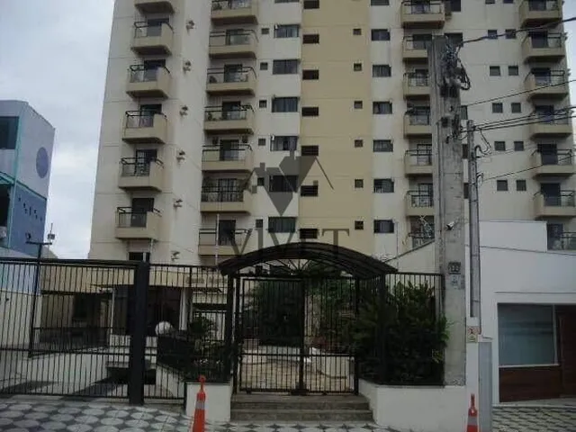 Imagem: O apartamento possui 5 Dormitórios, 1 Suíte, 3 Banheiros,