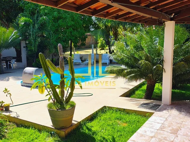 Imagem 14: CASA LUXUOSA - 4 QUARTOS SENDO 2 SUÍTES - BUSCA VIDA