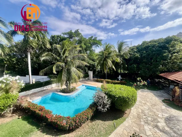 Imagem: Vendo Casa com 350m2 de área construída
