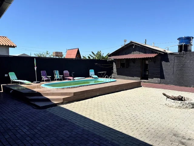 Imagem: Casa com Amplo Quintal Piscina e Área Gourmet