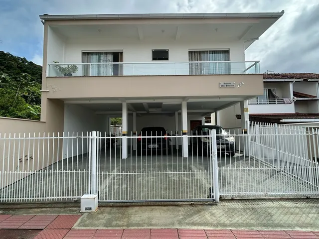 Imagem: Dois Excelentes Apartamentos Amplos - Bairro