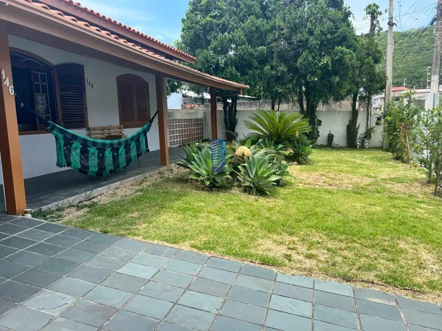 Imagem: Casa Exclusiva para Locação no Bairro