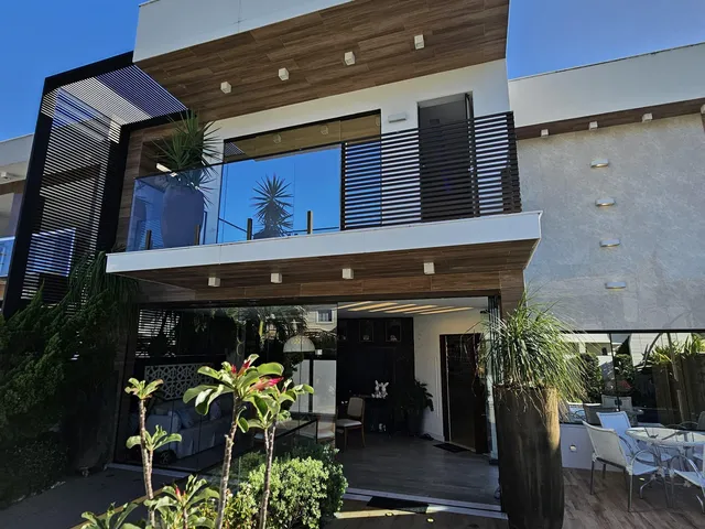 Imagem 2: Casa Duplex residencial para Venda, Centro, Lauro de Freitas, 4 quartos sendo 3 suítes