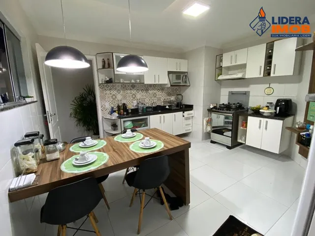 Imagem 8: Casa residencial para Venda na AV. centenário no Sim, Feira de Santana 3 suítes, 2