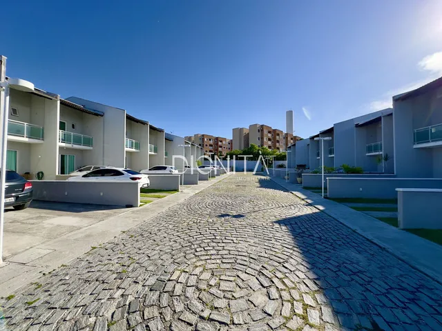 Imagem 2: Casa em Condomínio 2 suítes 3 vagas de garagem - Centro Eusébio-CE
