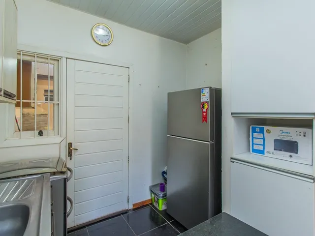 Imagem 10: Casa - Canoas Casa com 3 dormitórios