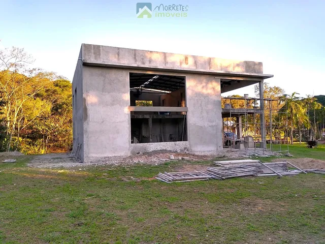 Imagem 3: Chácara com Casa Maravilhosa em fase de acabamento de 250m² construidos c/ 2 pavimentos