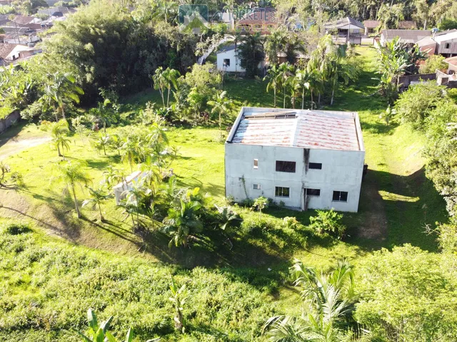 Imagem 15: Chácara com Casa Maravilhosa em fase de acabamento de 250m² construidos c/ 2 pavimentos