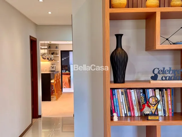 Imagem 12: Casa à venda composta de 4 quartos, sendo 1 suíte e 3 vagas de garagem, com piscina e