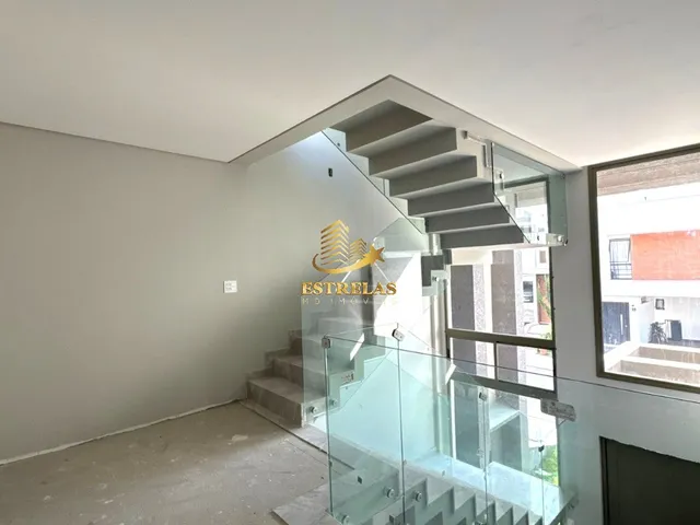 Imagem 8: Imperdível oportunidade: Casa à venda em Curitiba-PR, no bairro Uberaba, com 3 quartos