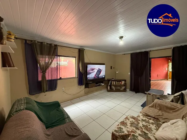 Imagem 14: TUDO IMÓVEIS VENDE - Casa com 3 quartos uma suíte e 4 vagas de garagem à venda em