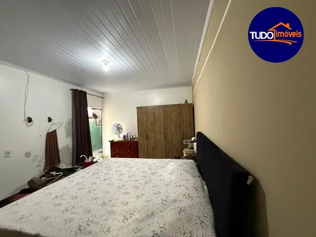 Imagem 3: TUDO IMÓVEIS VENDE - Casa com 3 quartos uma suíte e 4 vagas de garagem à venda em