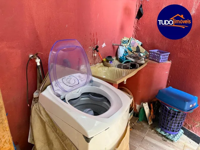 Imagem 15: TUDO IMÓVEIS VENDE - Casa com 3 quartos uma suíte e 4 vagas de garagem à venda em