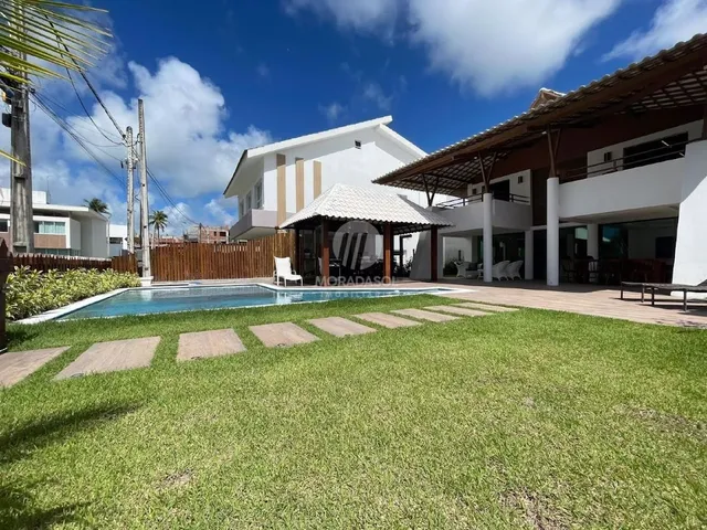 Imagem: Casa à venda com 5 quartos, 300 m² California