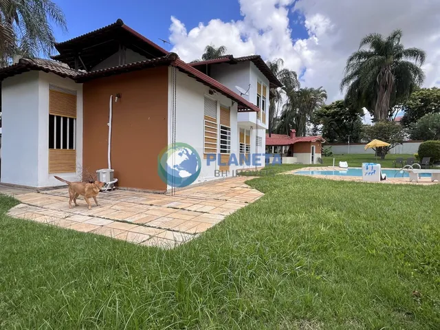 Imagem 15: Casa Padrão com Piscina 4 Quartos no Itapoã - Bh