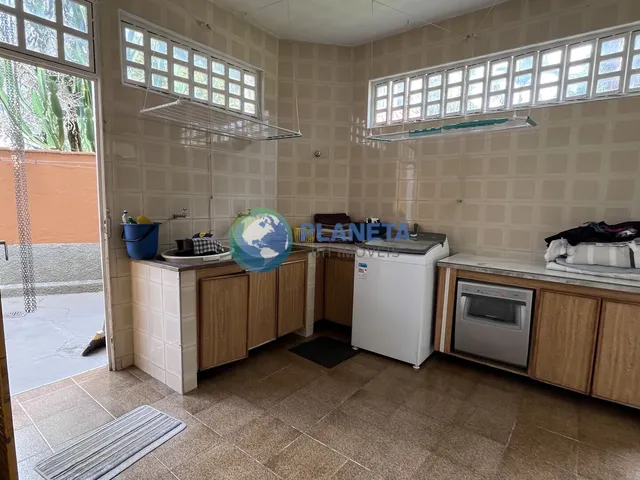 Imagem 16: Casa Padrão com Piscina 4 Quartos no Itapoã - Bh