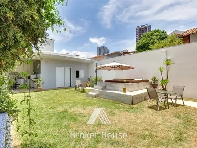 Imagem 3: Casa em rua fechada na Granja Julieta