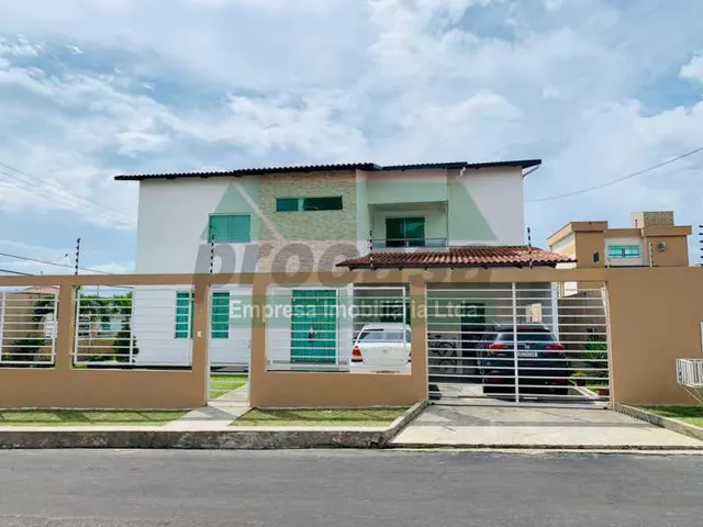 Imagem: A casa em condomínio possui 4 Dormitórios, 3 Suítes, 1