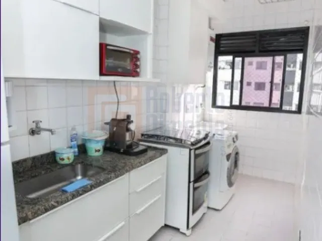Imagem 9: Apartamento à Venda no Condomínio Barra Bali de 70m² com 2 Quartos com Armários Sendo