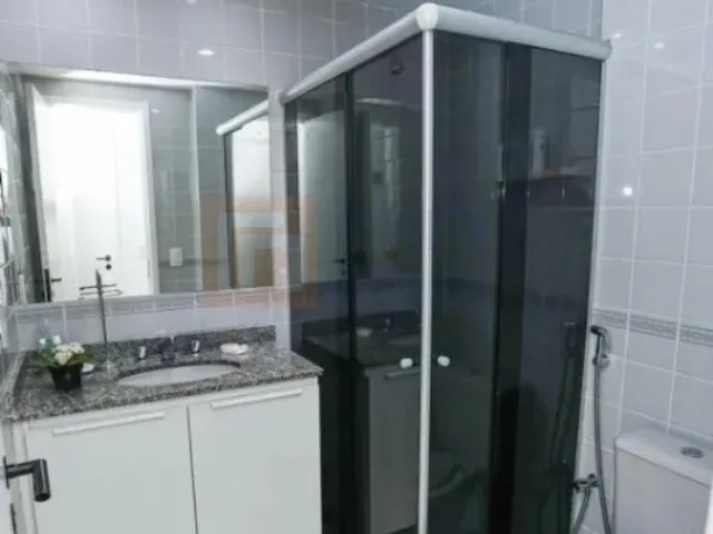 Imagem 8: Apartamento à Venda no Condomínio Barra Bali de 70m² com 2 Quartos com Armários Sendo