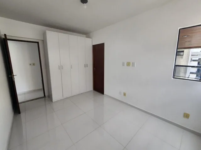 Imagem 11: 03 Suítes, Nascente e com Varanda, na Ponta Verde
