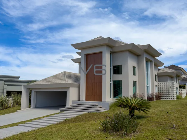 Imagem: Casa em Condomínio com 435m² privativos