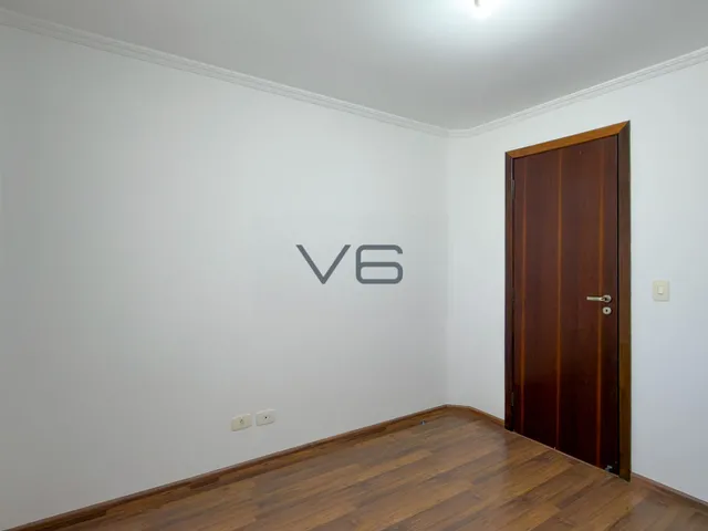 Imagem 14: Casa Alto Padrão com 147m² privativos, 3 quartos sendo 1 suíte, 4 vagas de garagem, em