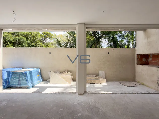 Imagem 2: Casa Sobrado com 4 suítes, 4 vagas de garagem, 189m² privativos, no Ahú, Curitiba - PR